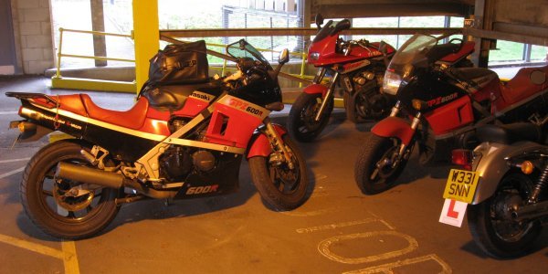 2009university2xgpz600rc600.jpg