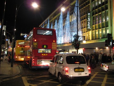 2006londonxmas2_400.jpg