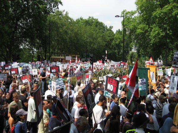 2006protest1_600.jpg