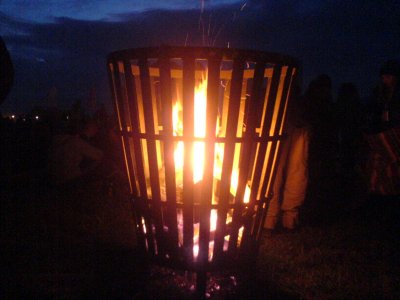 2007glastonburythursdaybrazier1_400.jpg