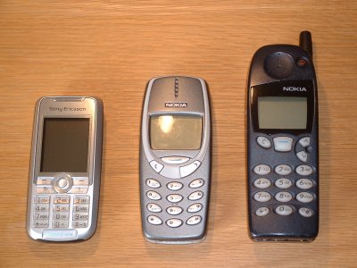 3xmobiles_400.jpg