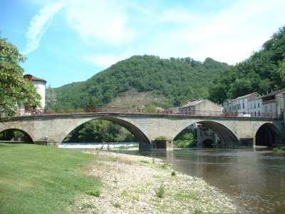 2006laguepie2_400.jpg