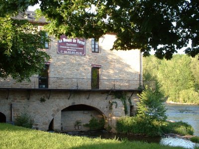 2006moulindevaren_400.jpg