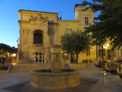 francenissan4_400.jpg