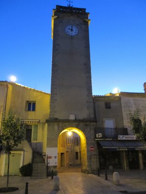 francenissan5r_400.jpg