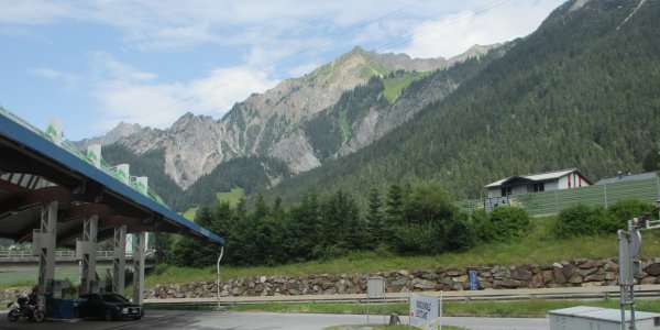 eurotour402rc_300.jpg